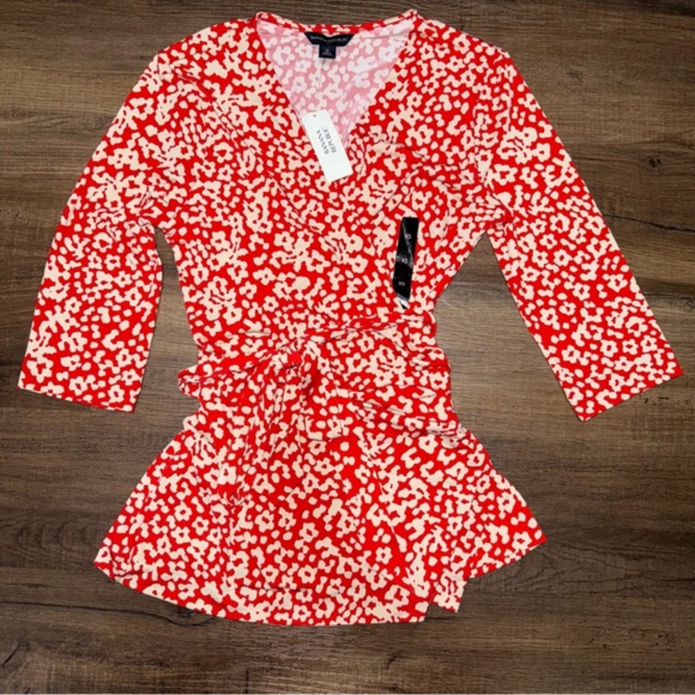 NWT Banana Republic Red & Cream Wrap Top